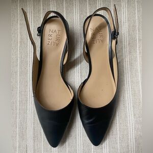 Naturalizer Women's Black Slingbacks